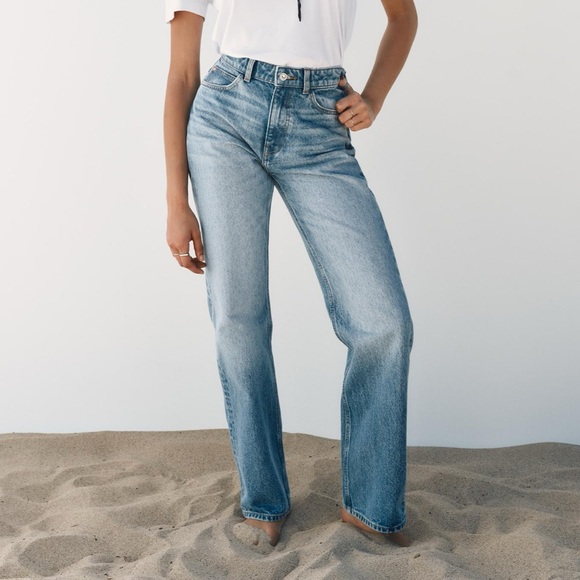 ZARA High Rise Long Length Straight Cut Jeans US2